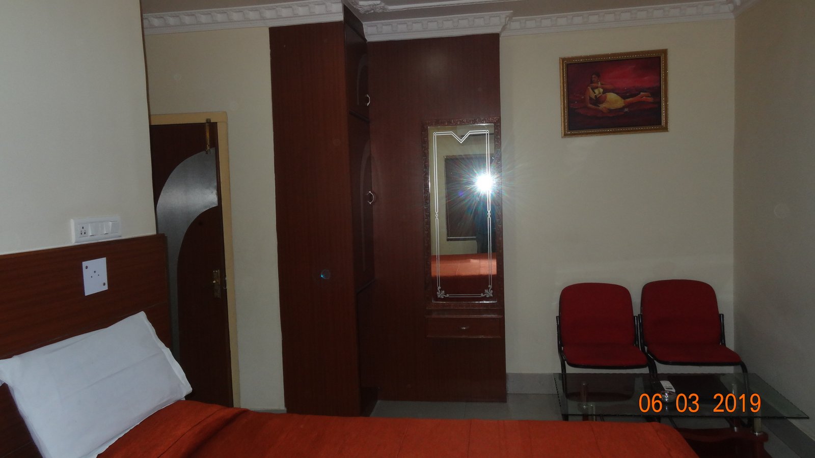 Hotel Hari Plaza - Room