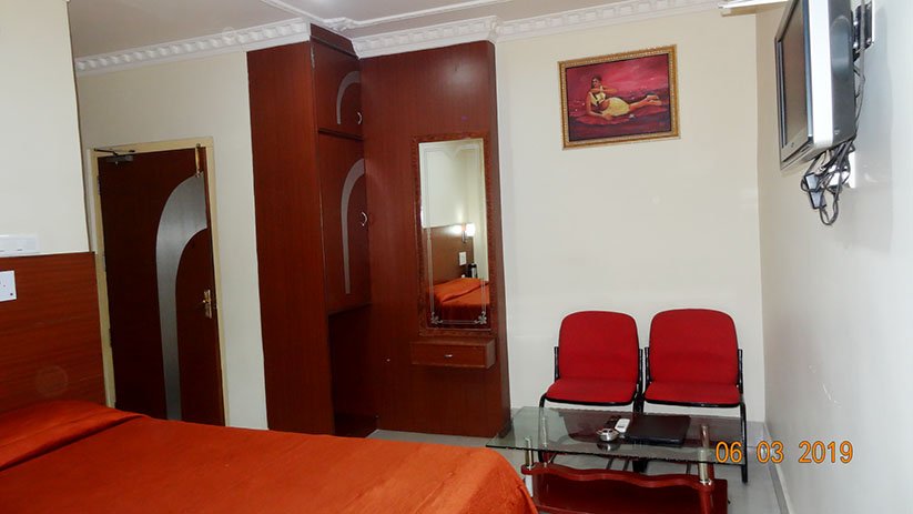 Hotel Hari Plaza-Room-1